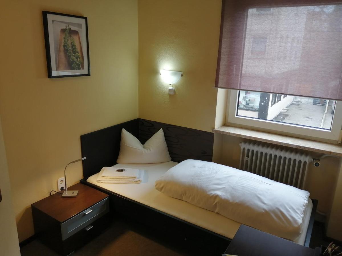 Hotel Augsburg Goldener Falke מראה חיצוני תמונה